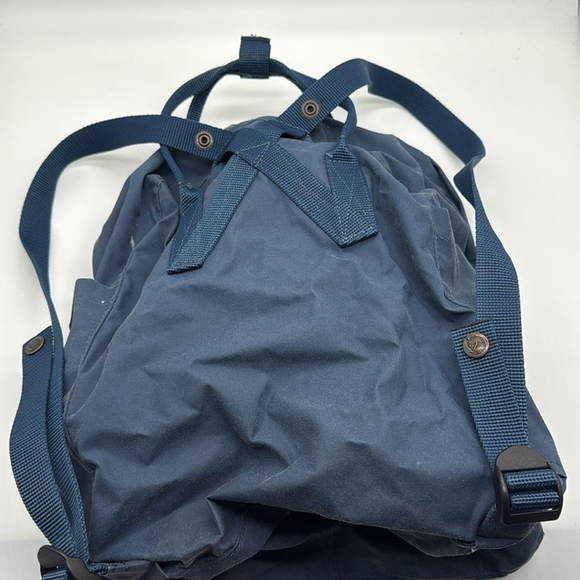 north face backpacks comparison North Face Borealis (2021) vs Osprey Quasar Comparison- Popular EDC and  College Backpacks